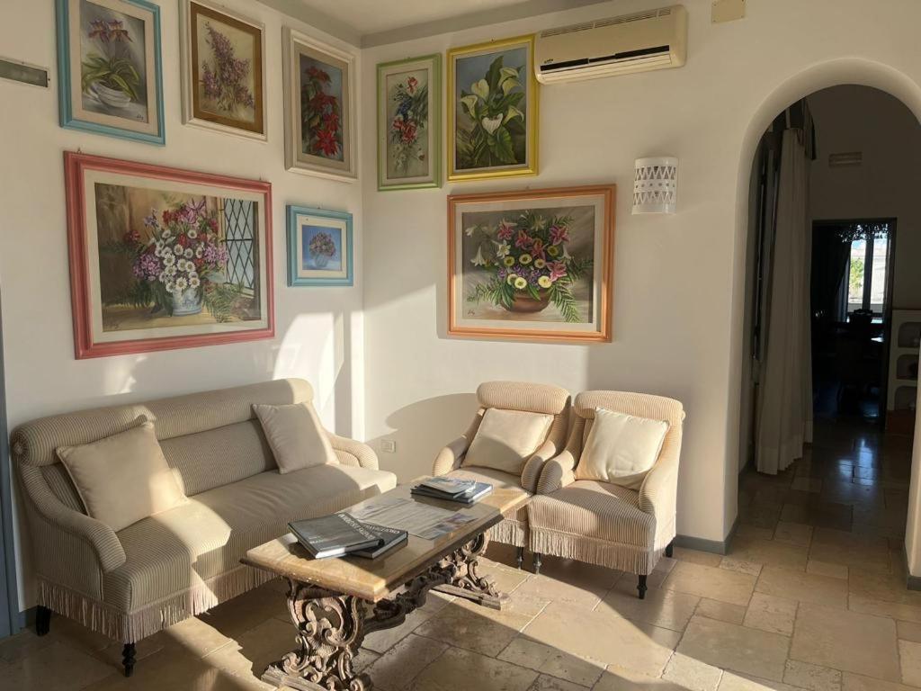 Palazzo Angelelli Bed & Breakfast Gallipoli Ngoại thất bức ảnh