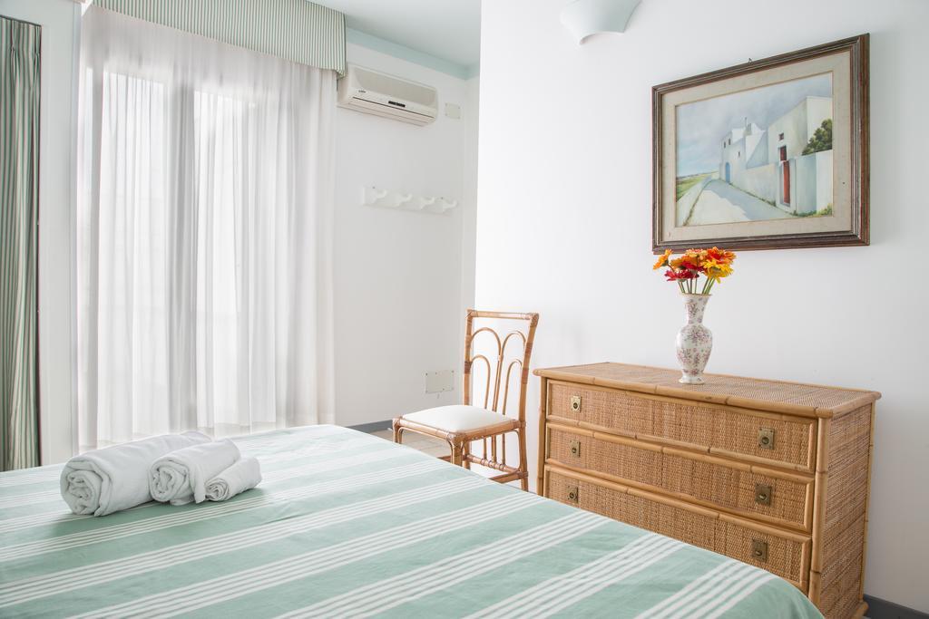 Palazzo Angelelli Bed & Breakfast Gallipoli Ngoại thất bức ảnh