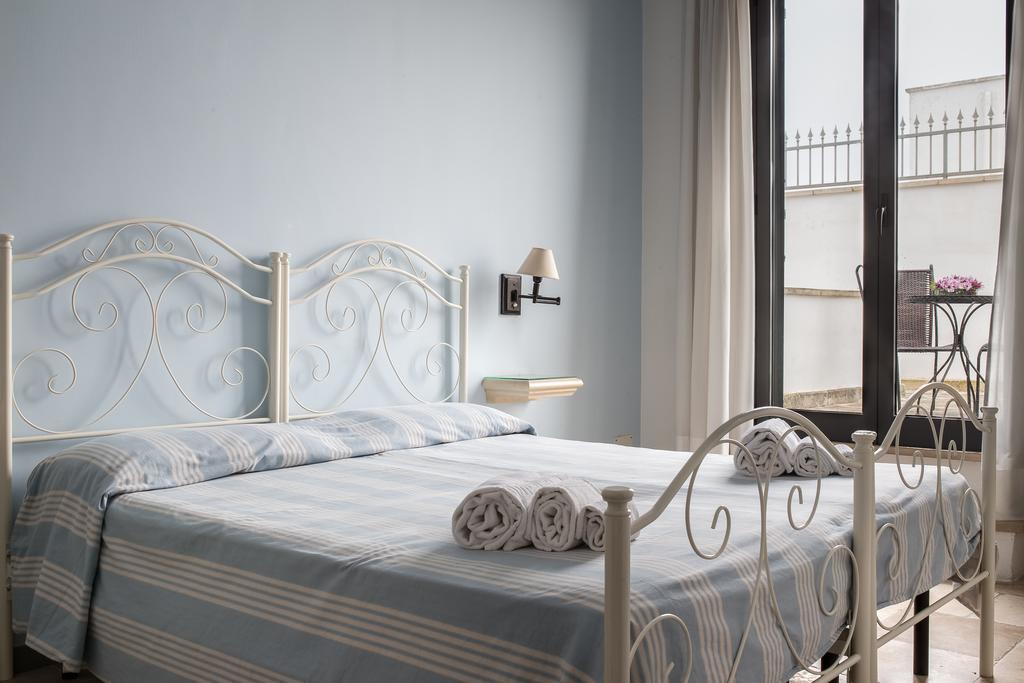 Palazzo Angelelli Bed & Breakfast Gallipoli Ngoại thất bức ảnh