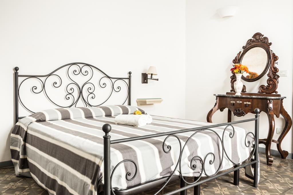 Palazzo Angelelli Bed & Breakfast Gallipoli Ngoại thất bức ảnh